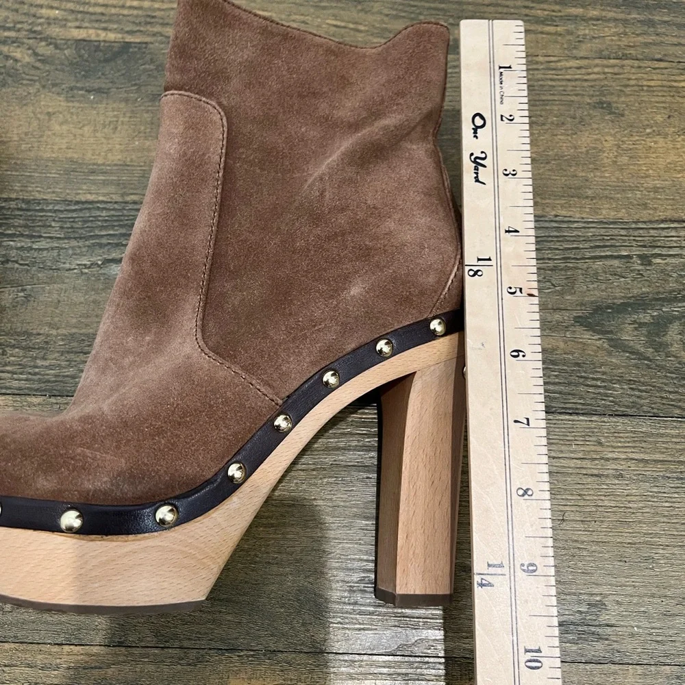 MICHAEL Michael Kors Brown Suede Studded Platforn Ankle Boots Sz. 8‎